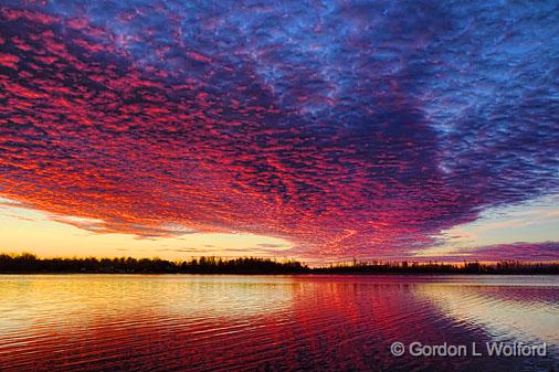 Rideau Canal Sunrise_22629.jpg - Photographed along the Rideau Canal Waterway near Merrickville, Ontario, Canada.